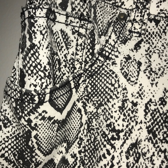 L&B Snakeskin Print Flare Jeans - Picture 2 of 8